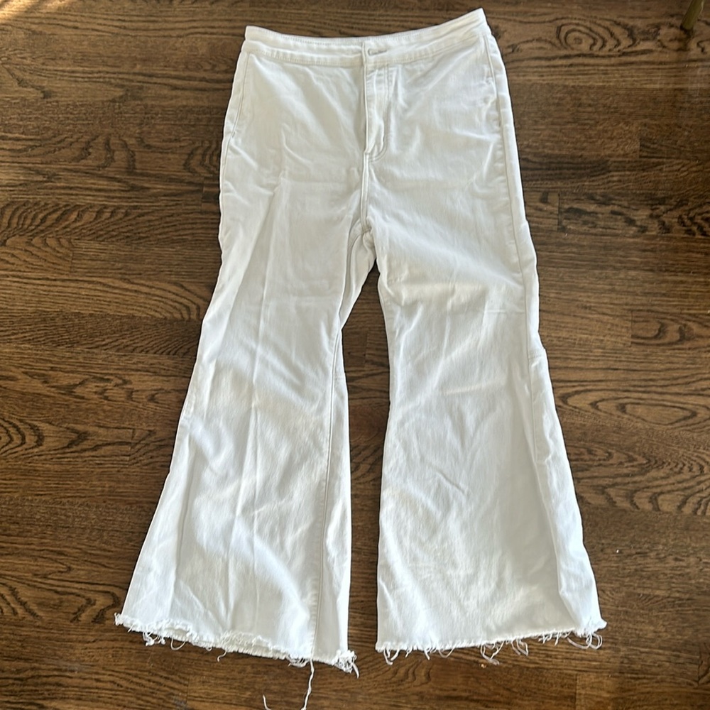 We the Free white jeans size 31